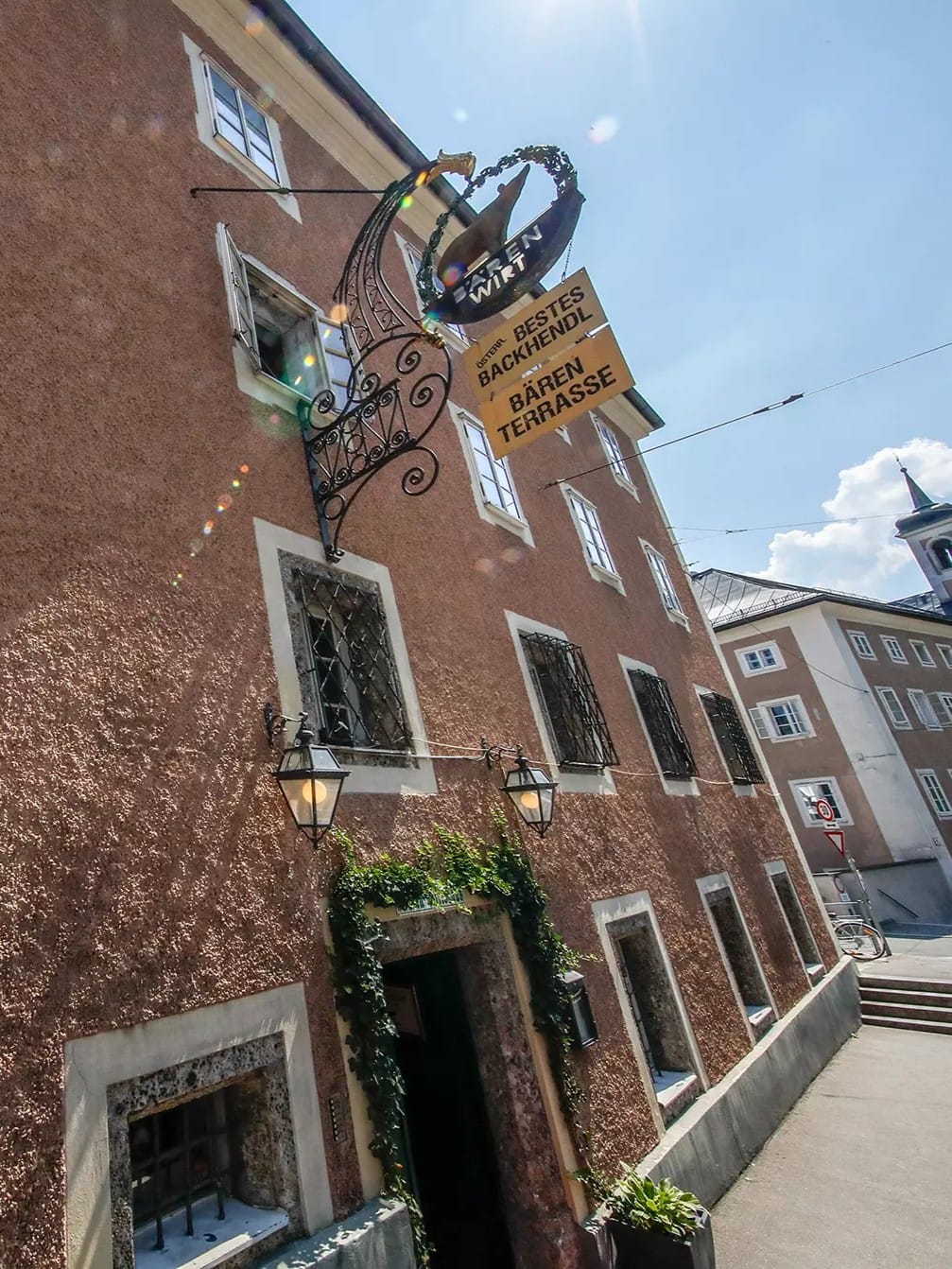 Bärenwirt Salzburg: Dining in Traditional Austrian Tavern